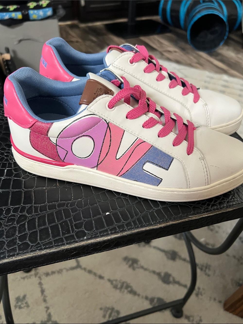 Coach LOVE Sneakers